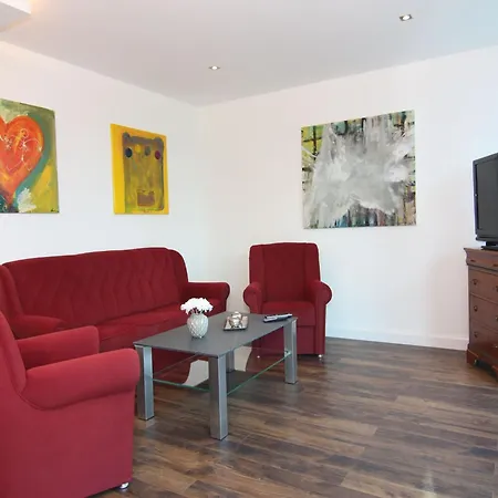 Chalet, Prázdninový dům *